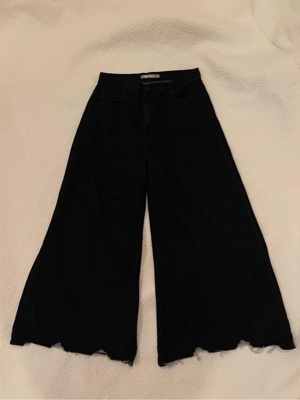 Tractr Black High-Rise Wide-Leg Jeans with Raw Hem Size 29